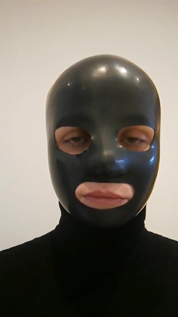Latex a nylon mask