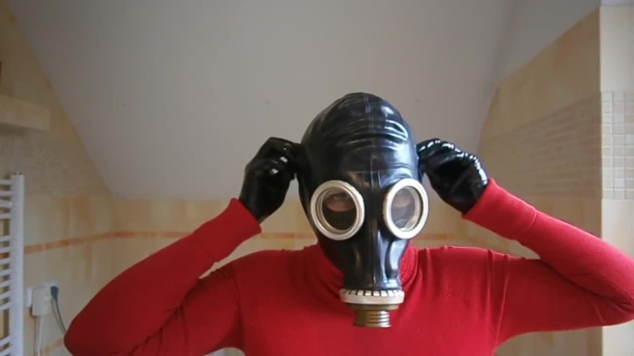 Russian gas mask SchM-41