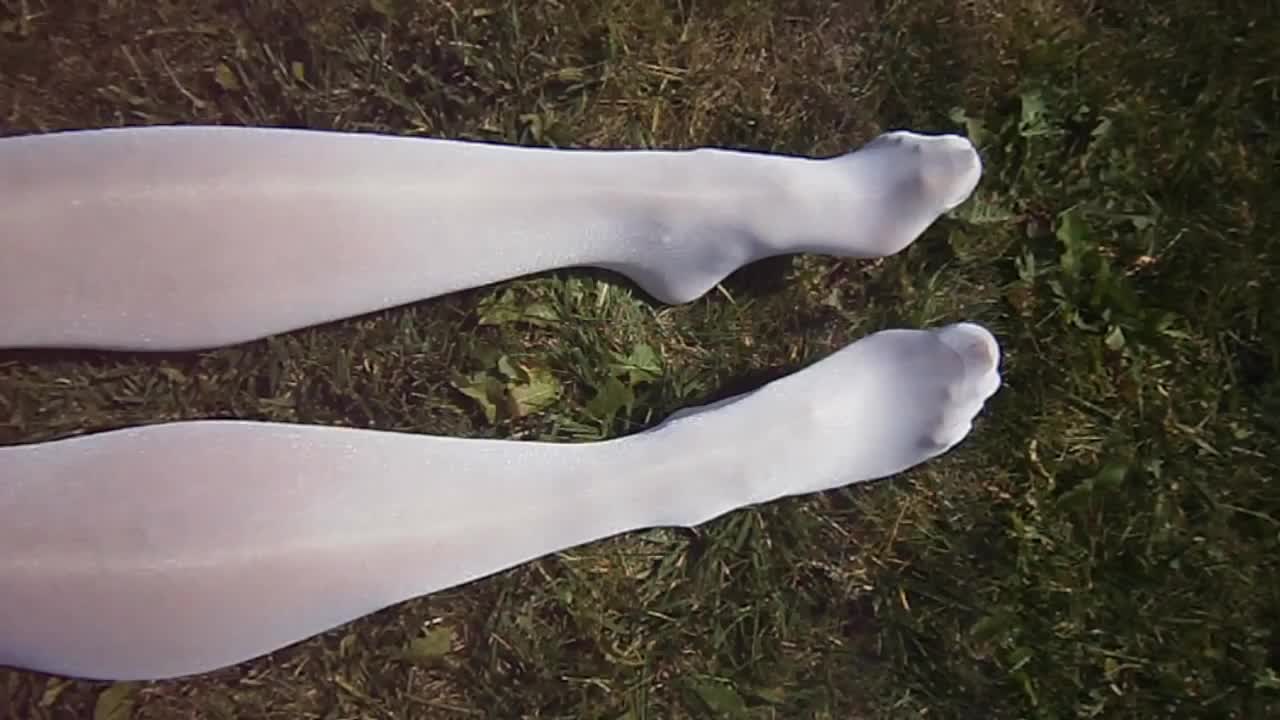 White pantyhose 1