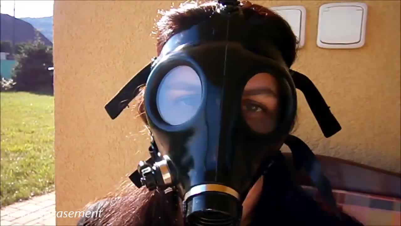 Israeli gas mask